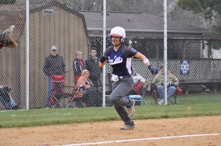 PSUGA Softball Clinches PSUAC Playoff Spot with Series Sweep